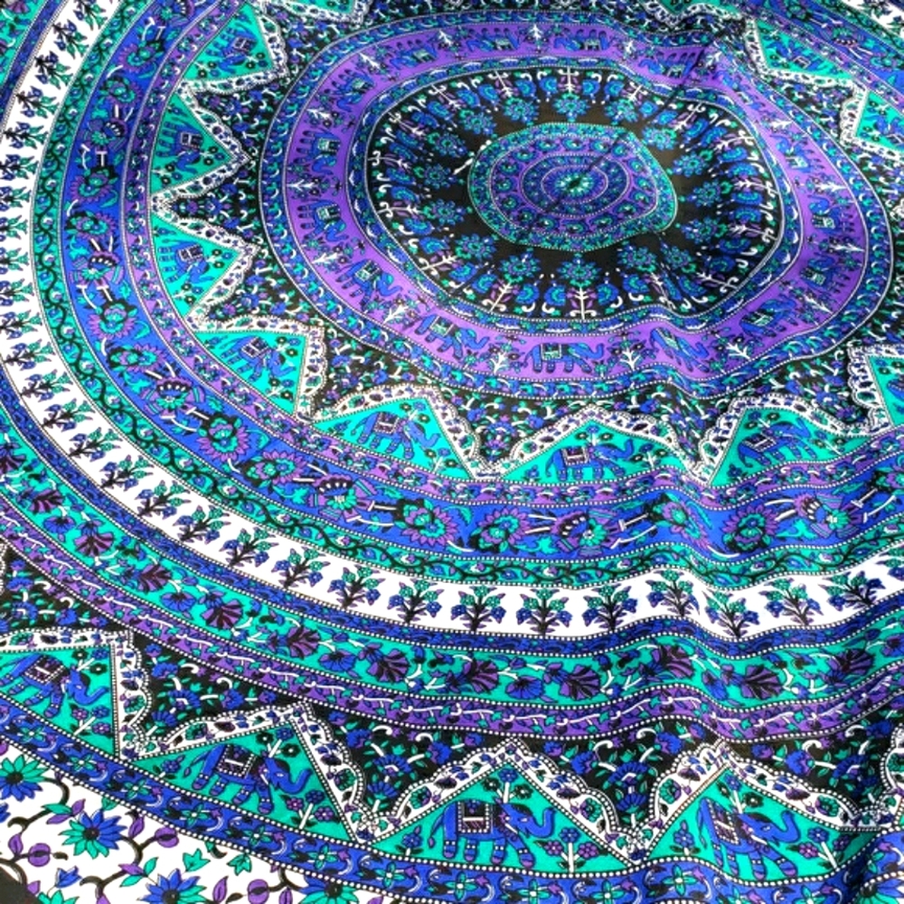 HUGE Wall Tapestry Hanging Art Mandala - Picture 3 of 7
